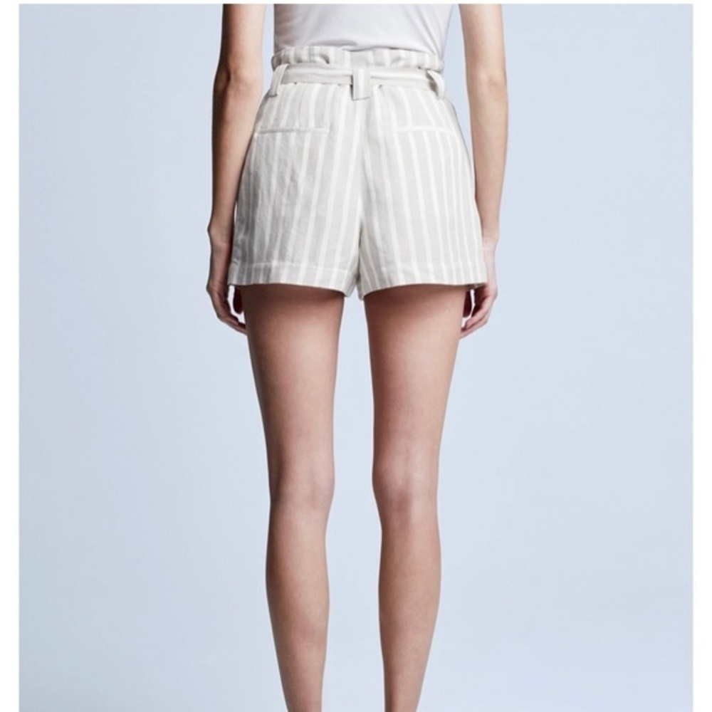 L'AGENCE Alex Linen olive/ivory stripe Shorts - Picture 4 of 9
